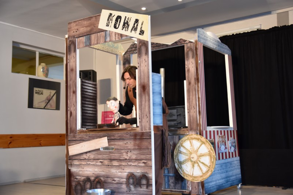 Konwój Muszkieterów odwiedził Dom Dziecka w Brzegu