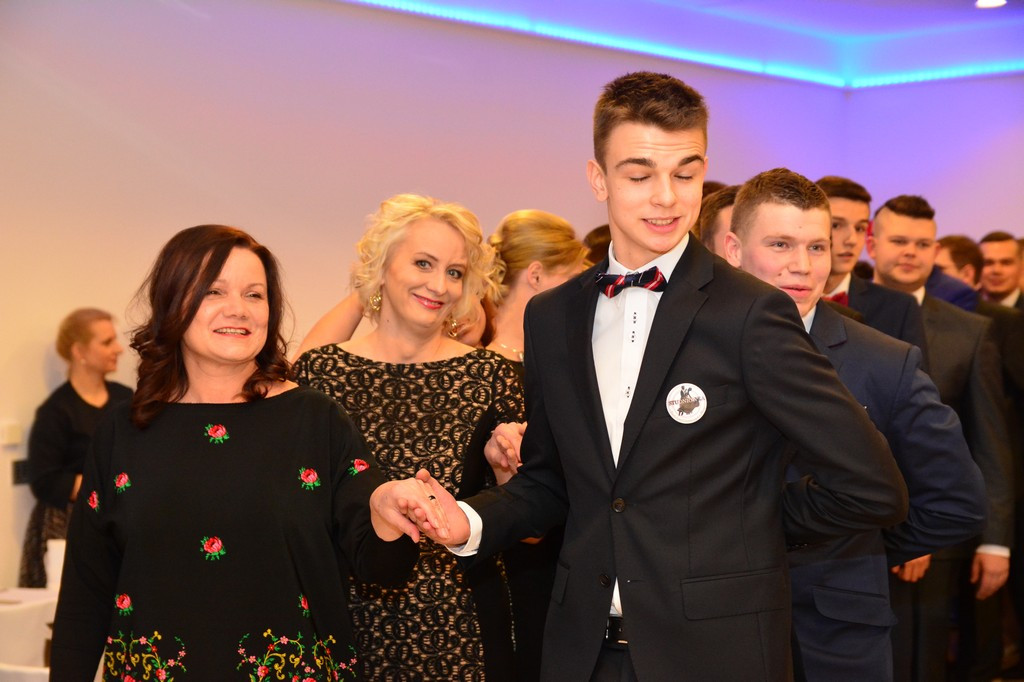 Studniówki 2016: Bal maturalny Zespołu Szkół Ekonomicznych w Brzegu [galerie zdjęć]