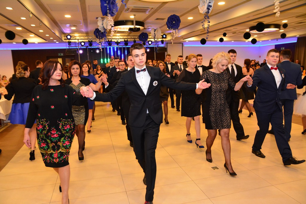 Studniówki 2016: Bal maturalny Zespołu Szkół Ekonomicznych w Brzegu [galerie zdjęć]