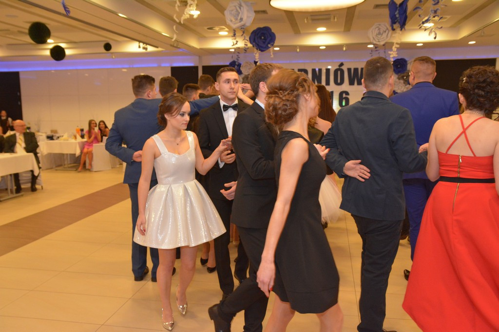 Studniówki 2016: Bal maturalny Zespołu Szkół Ekonomicznych w Brzegu [galerie zdjęć]