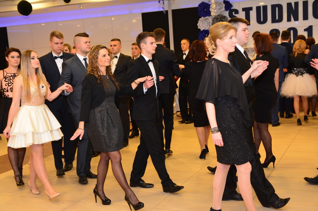 Studniówki 2016: Bal maturalny Zespołu Szkół Ekonomicznych w Brzegu [galerie zdjęć]