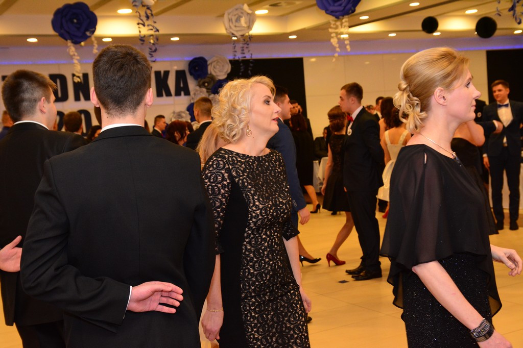 Studniówki 2016: Bal maturalny Zespołu Szkół Ekonomicznych w Brzegu [galerie zdjęć]