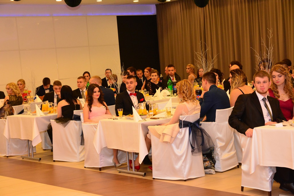 Studniówki 2016: Bal maturalny Zespołu Szkół Ekonomicznych w Brzegu [galerie zdjęć]
