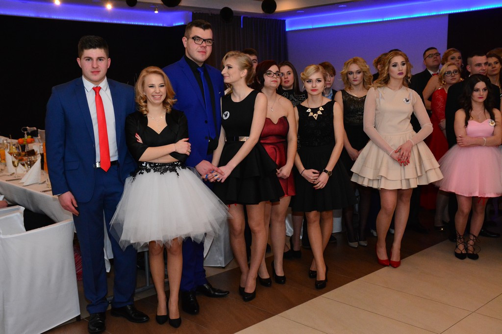 Studniówki 2016: Bal maturalny Zespołu Szkół Ekonomicznych w Brzegu [galerie zdjęć]