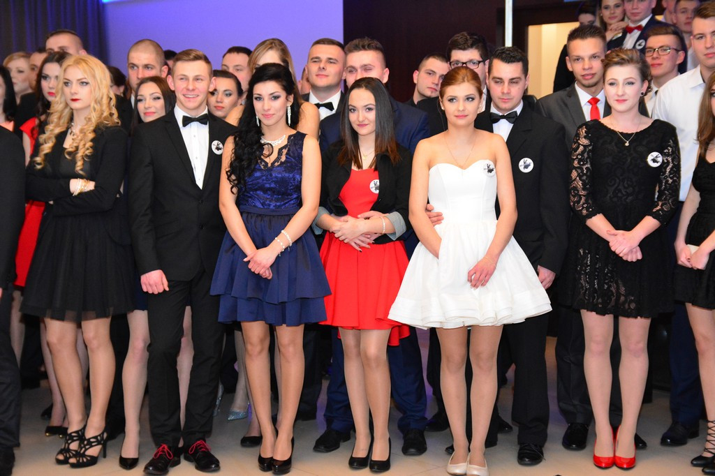 Studniówki 2016: Bal maturalny Zespołu Szkół Ekonomicznych w Brzegu [galerie zdjęć]