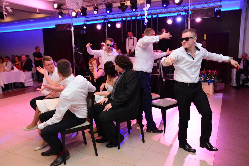 Studniówki 2016: Bal maturalny Zespołu Szkół Ekonomicznych w Brzegu [galerie zdjęć]