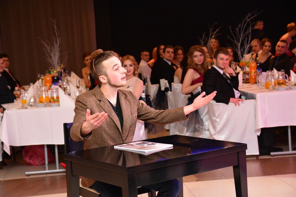 Studniówki 2016: Bal maturalny Zespołu Szkół Ekonomicznych w Brzegu [galerie zdjęć]