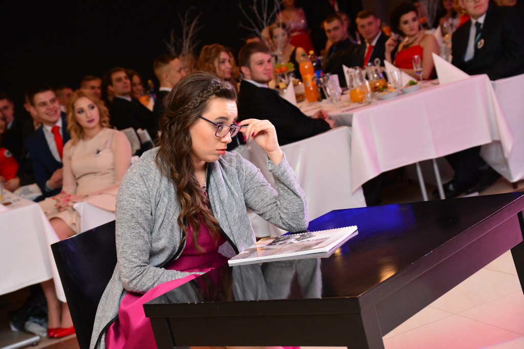 Studniówki 2016: Bal maturalny Zespołu Szkół Ekonomicznych w Brzegu [galerie zdjęć]