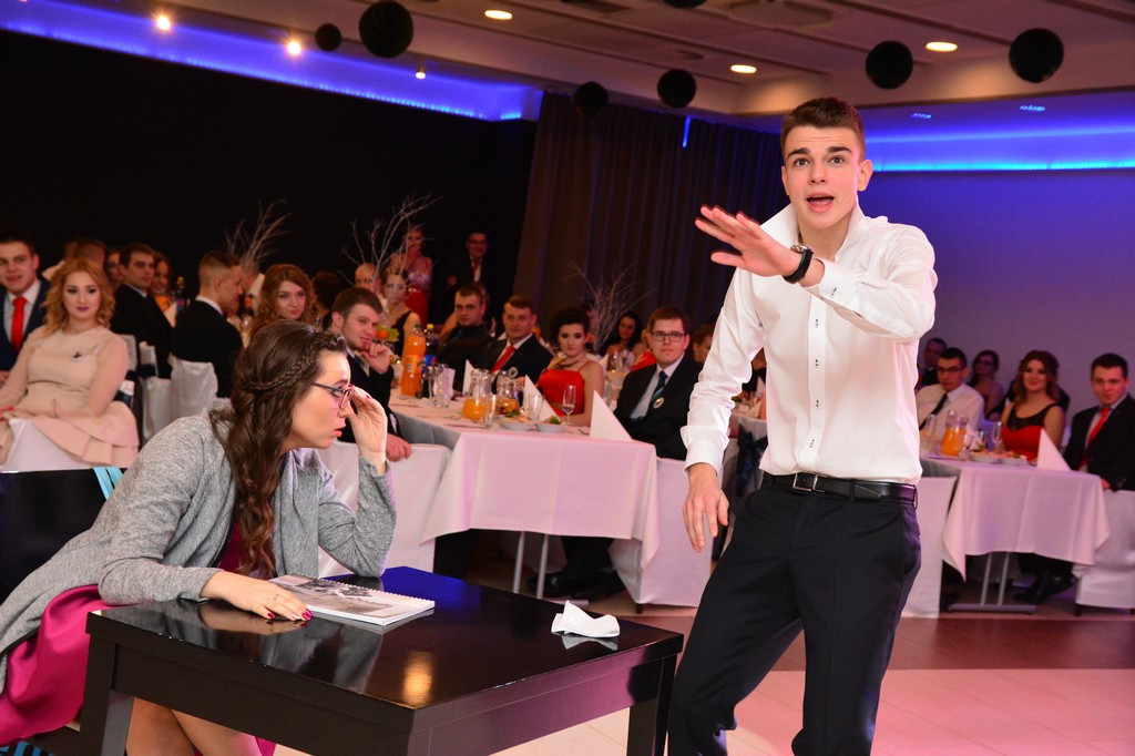 Studniówki 2016: Bal maturalny Zespołu Szkół Ekonomicznych w Brzegu [galerie zdjęć]