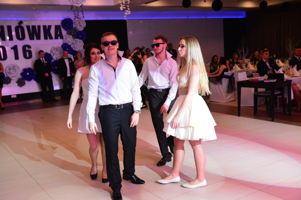 Studniówki 2016: Bal maturalny Zespołu Szkół Ekonomicznych w Brzegu [galerie zdjęć]