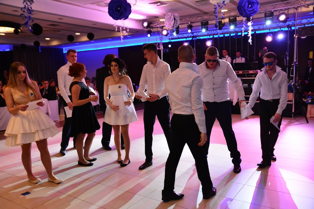Studniówki 2016: Bal maturalny Zespołu Szkół Ekonomicznych w Brzegu [galerie zdjęć]