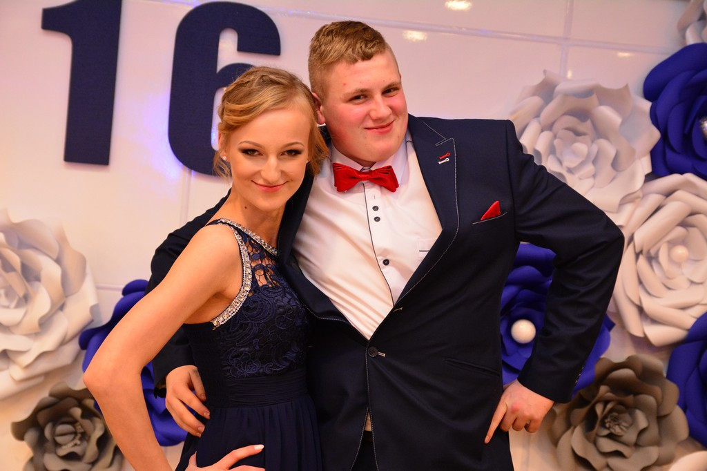 Studniówki 2016: Bal maturalny Zespołu Szkół Ekonomicznych w Brzegu [galerie zdjęć]