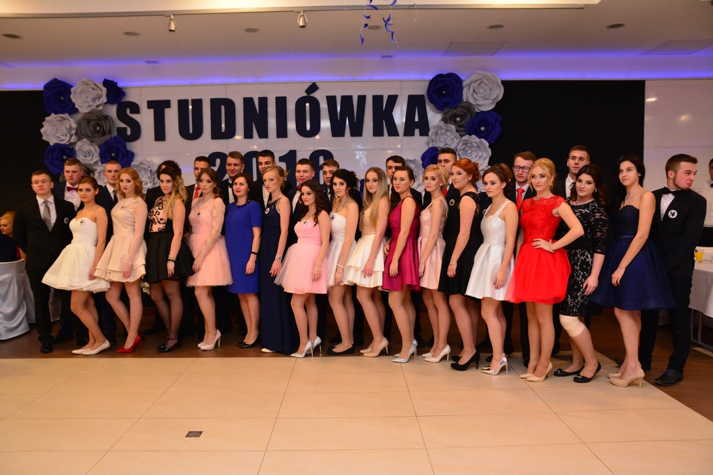 Studniówki 2016: Bal maturalny Zespołu Szkół Ekonomicznych w Brzegu [galerie zdjęć]