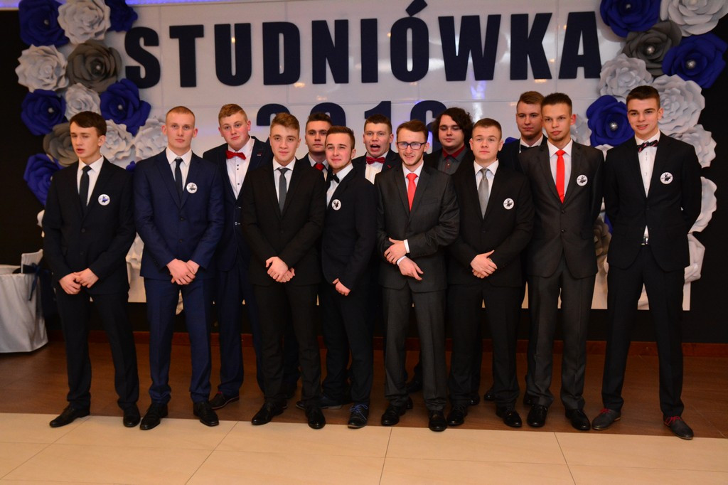 Studniówki 2016: Bal maturalny Zespołu Szkół Ekonomicznych w Brzegu [galerie zdjęć]