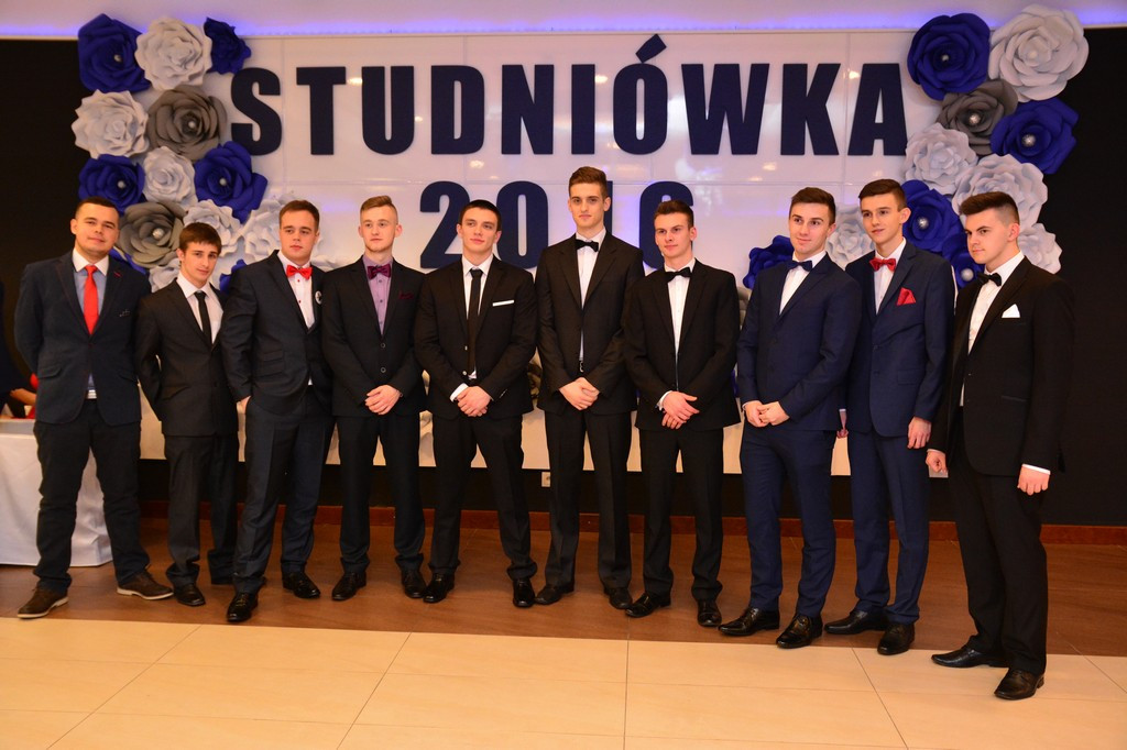 Studniówki 2016: Bal maturalny Zespołu Szkół Ekonomicznych w Brzegu [galerie zdjęć]