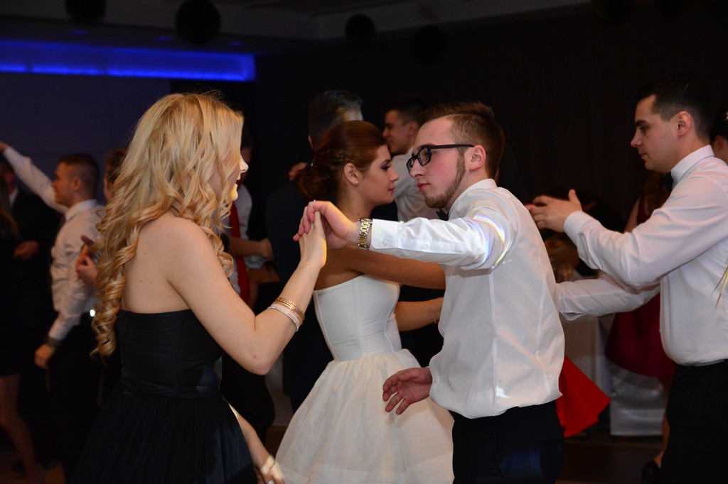 Studniówki 2016: Bal maturalny Zespołu Szkół Ekonomicznych w Brzegu [galerie zdjęć]