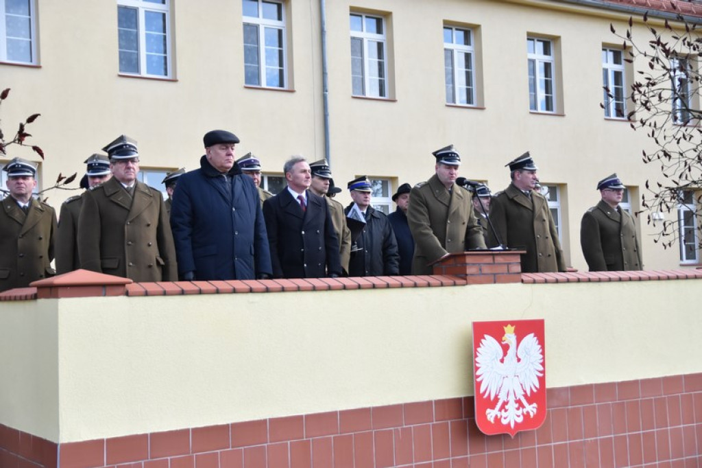 Ochotnicy złożyli przysięgę wojskową w 1. Brzeskim Pułku Saperów [zdjęcia]