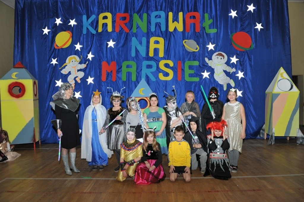 Karnawałowy bal na Marsie