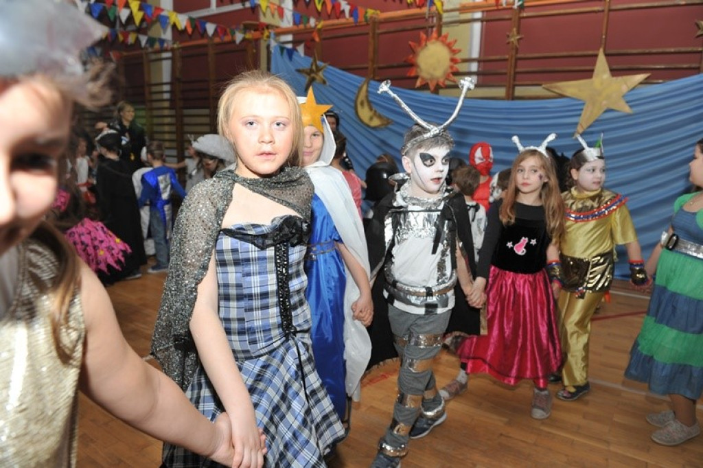 Karnawałowy bal na Marsie