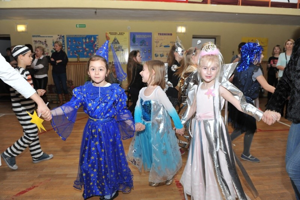 Karnawałowy bal na Marsie