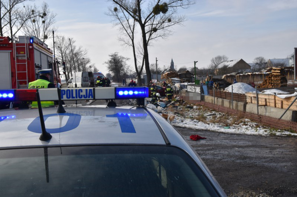 Czołowe zderzenie na wysokości Małujowic. Dwie osoby poszkodowane