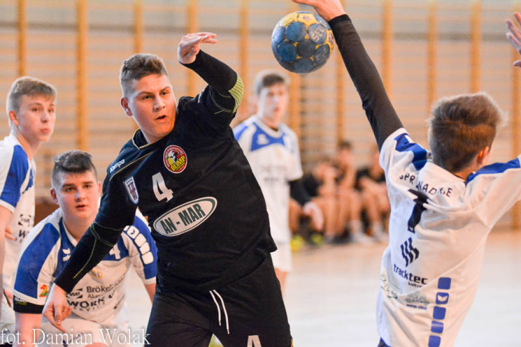 Juniorzy Mł. Olimpu Grodków przegrywają z ASPR Zawadzkie (Relacja i foto)