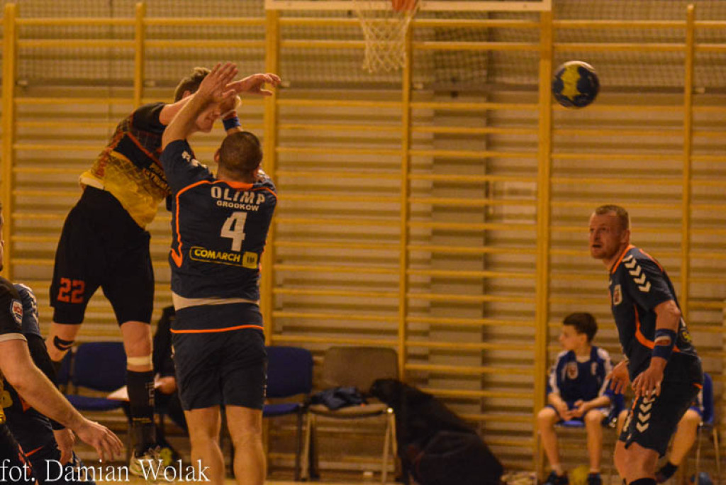 Przegrana Olimpu Grodków z Liderem