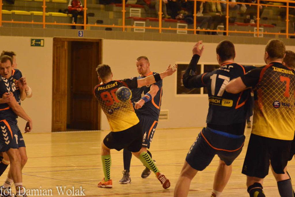 Przegrana Olimpu Grodków z Liderem