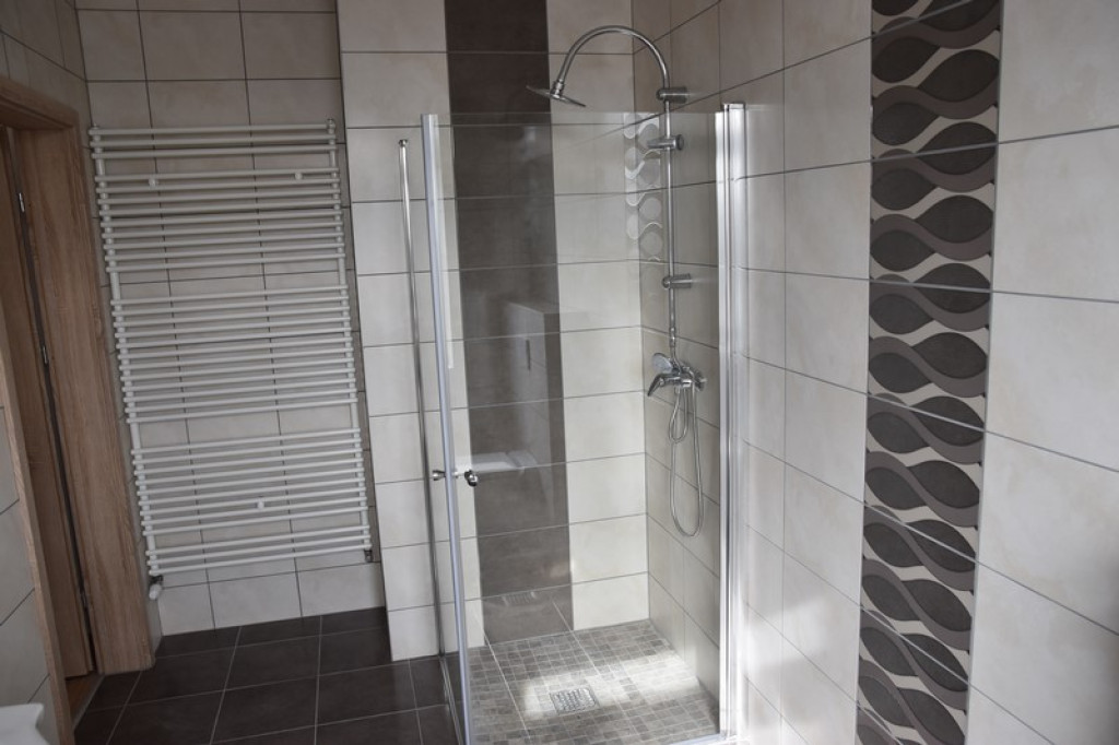 Stara winiarnia w podziemiach willi Molla. Mury przetrwały do dziś