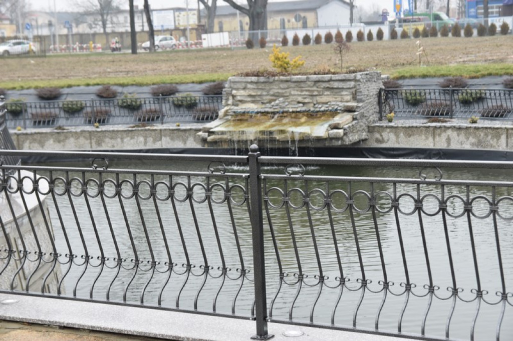 Stara winiarnia w podziemiach willi Molla. Mury przetrwały do dziś