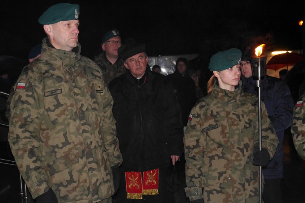 XVI Droga Krzyżowa w Brzegu [fotorelacja]