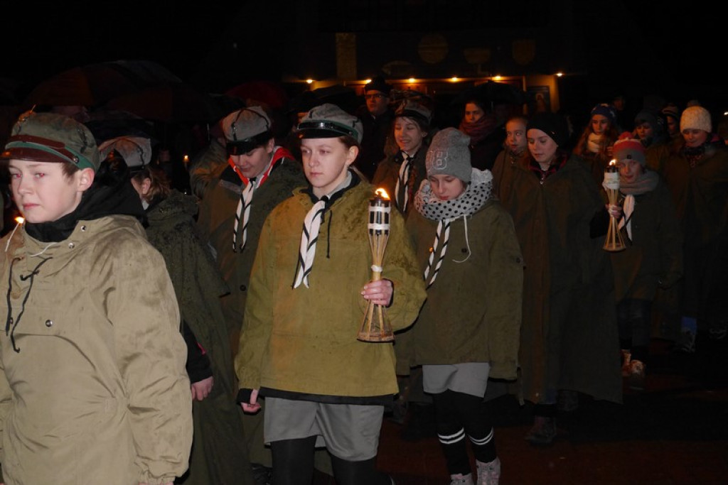 XVI Droga Krzyżowa w Brzegu [fotorelacja]