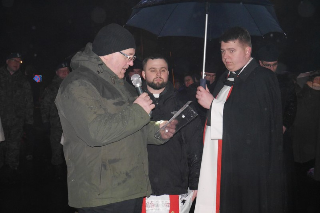 XVI Droga Krzyżowa w Brzegu [fotorelacja]