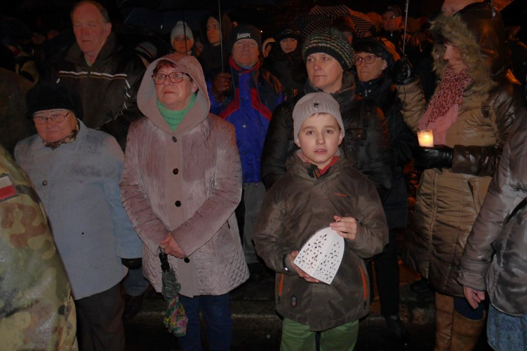 XVI Droga Krzyżowa w Brzegu [fotorelacja]