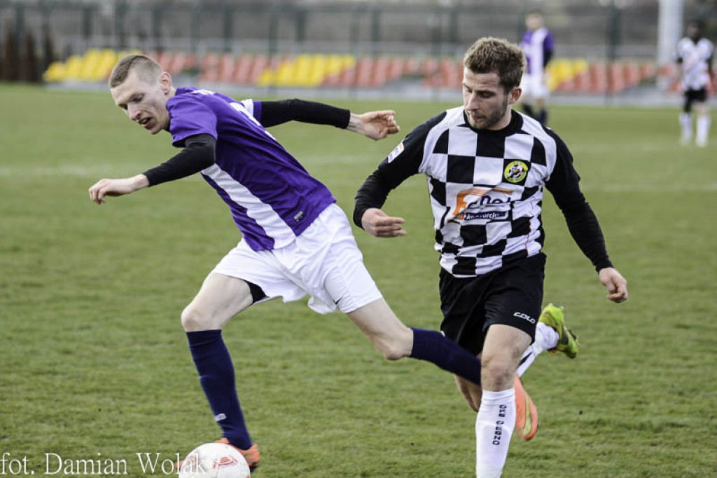 Bezbramkowy remis LZS Starowice z OKS Olesno w meczu IV Ligi