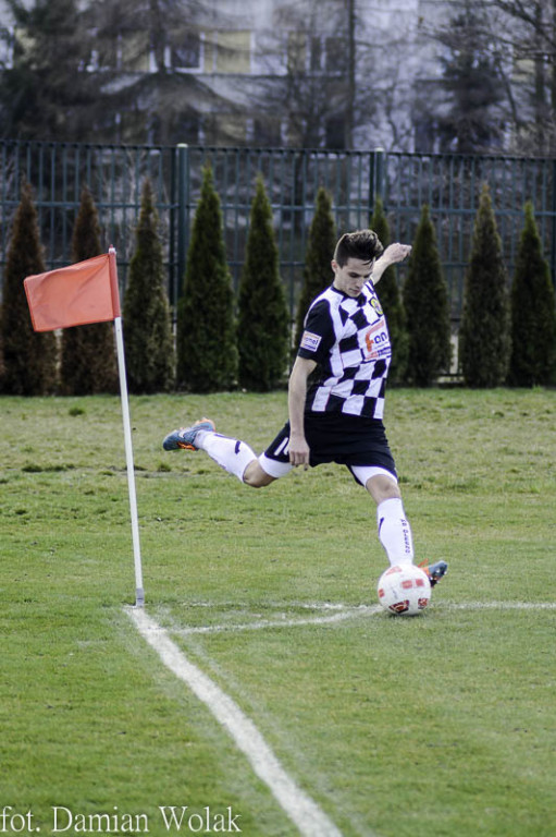 Bezbramkowy remis LZS Starowice z OKS Olesno w meczu IV Ligi