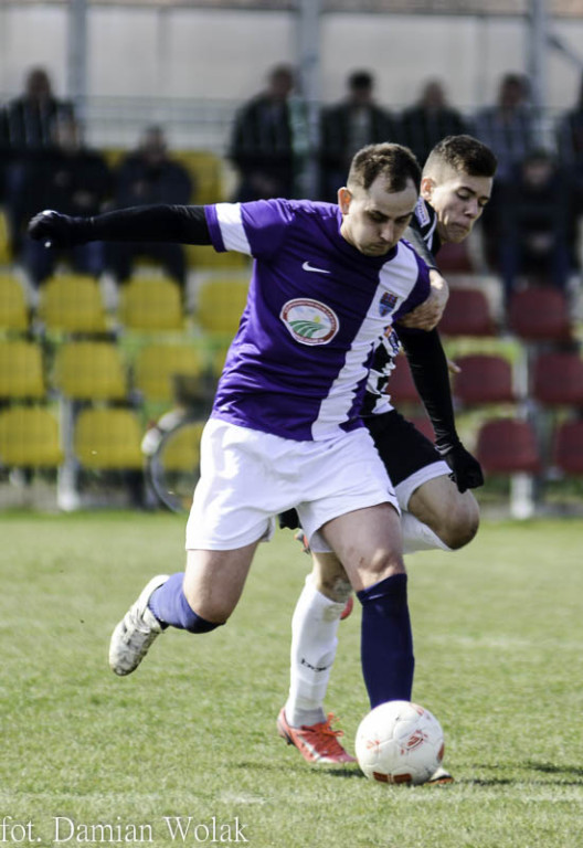 Bezbramkowy remis LZS Starowice z OKS Olesno w meczu IV Ligi