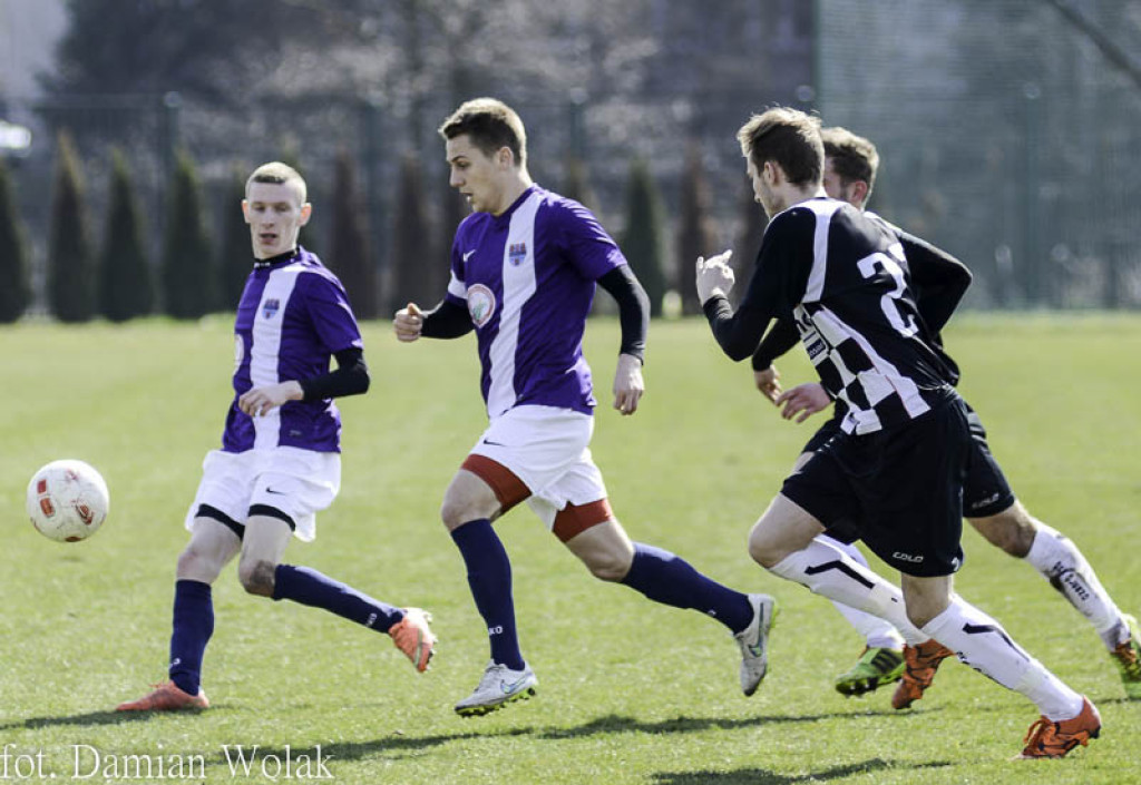 Bezbramkowy remis LZS Starowice z OKS Olesno w meczu IV Ligi