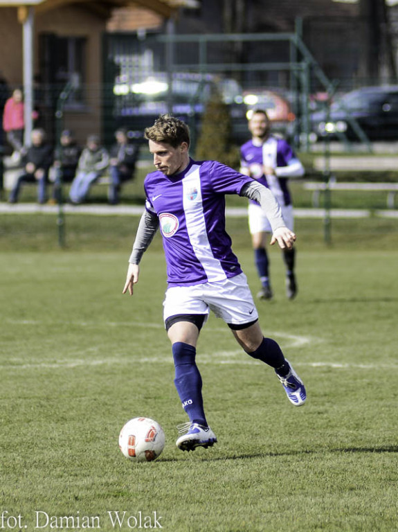 Bezbramkowy remis LZS Starowice z OKS Olesno w meczu IV Ligi