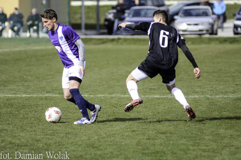 Bezbramkowy remis LZS Starowice z OKS Olesno w meczu IV Ligi