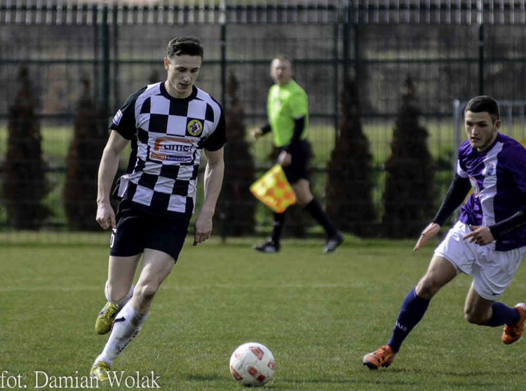 Bezbramkowy remis LZS Starowice z OKS Olesno w meczu IV Ligi