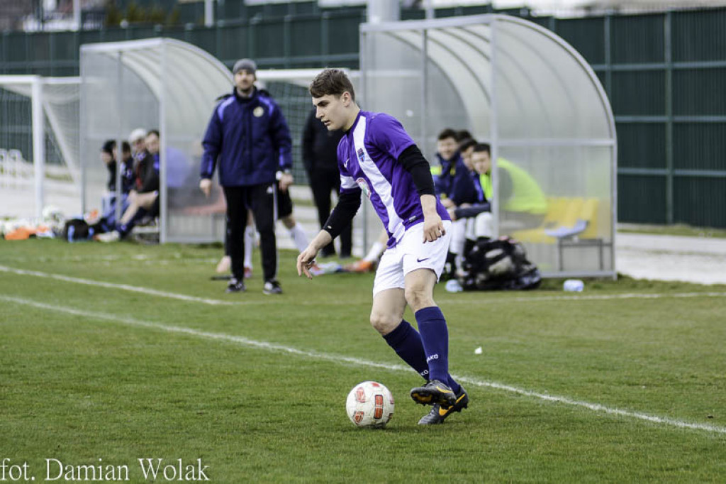 Bezbramkowy remis LZS Starowice z OKS Olesno w meczu IV Ligi