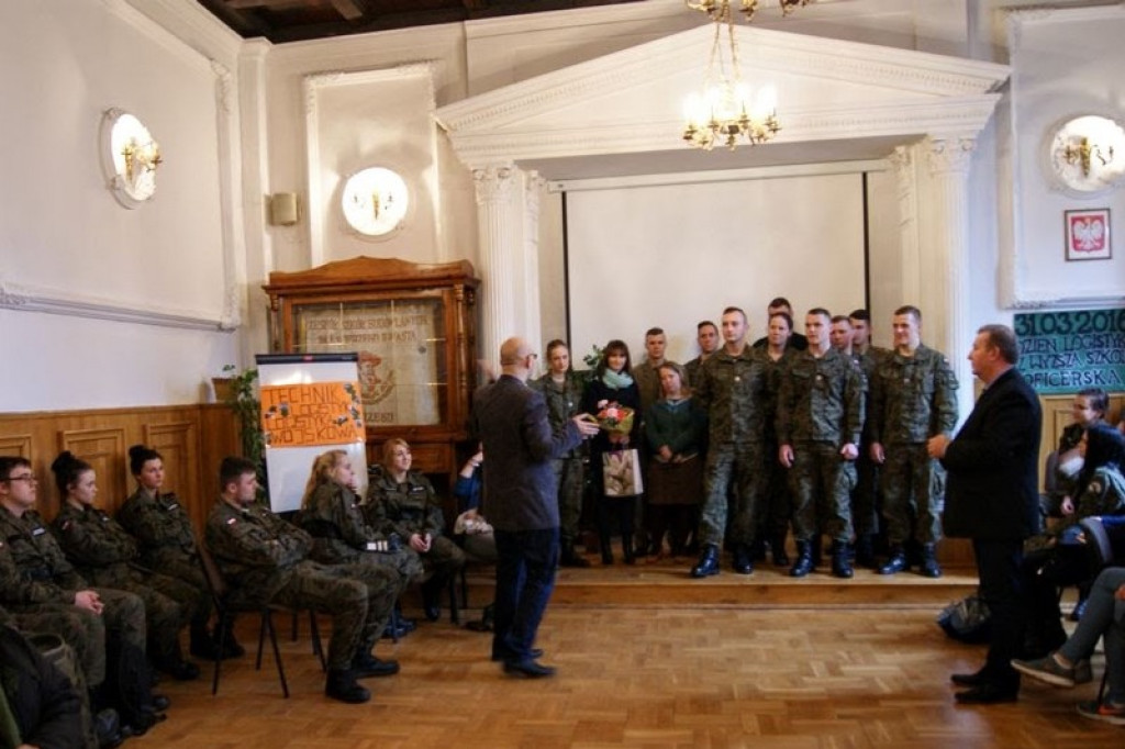 Dzień Logistyka w Zespole Szkół Budowlanych [zdjęcia + wideo]