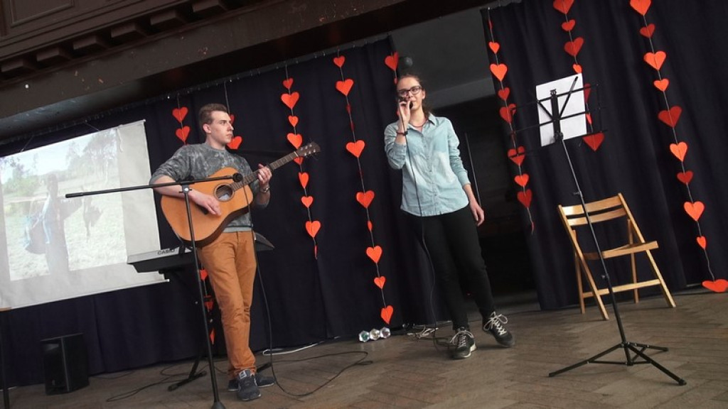 Pomoc bez granic. Koncert charytatywny w I LO w Brzegu