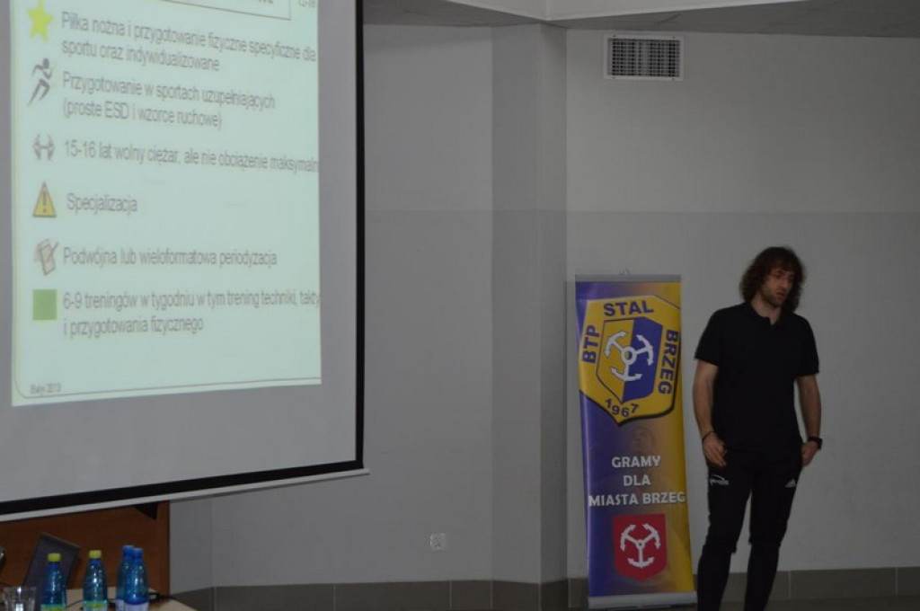 Konferencja trenerów piłki nożnej w Brzegu za nami