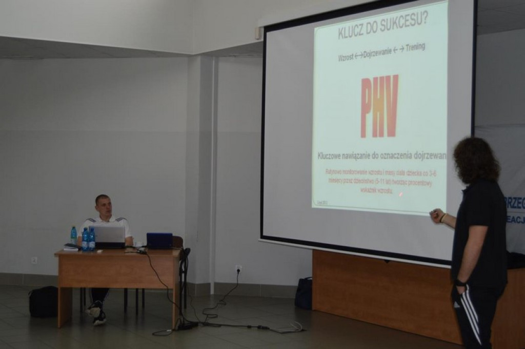 Konferencja trenerów piłki nożnej w Brzegu za nami