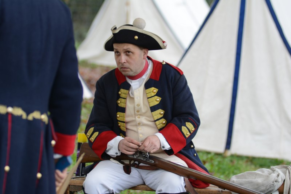 Obozowisko wojsk rekonstrukcyjnych w Brzegu [zdjęcia]