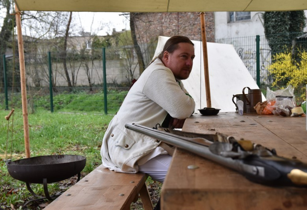 Obozowisko wojsk rekonstrukcyjnych w Brzegu [zdjęcia]