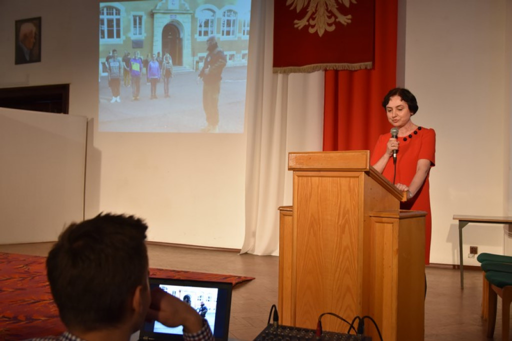 Obchody 25-lecia II LO w Brzegu - Podróż sentymentalna przez ćwierćwiecze