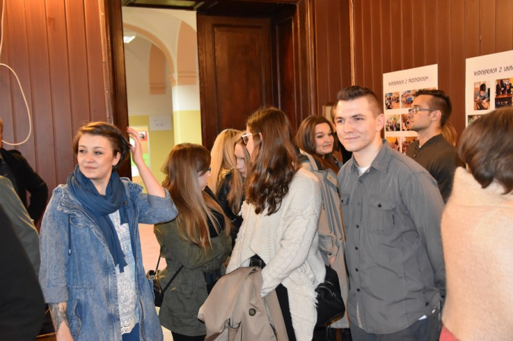 Obchody 25-lecia II LO w Brzegu - Podróż sentymentalna przez ćwierćwiecze